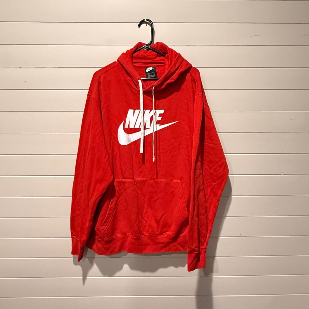 Nike Sportswear Club Fleece Pullover Hoodie XL Red Graphic Swoosh BV2973-657